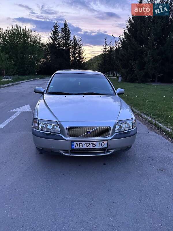 Volvo S80 (2001)