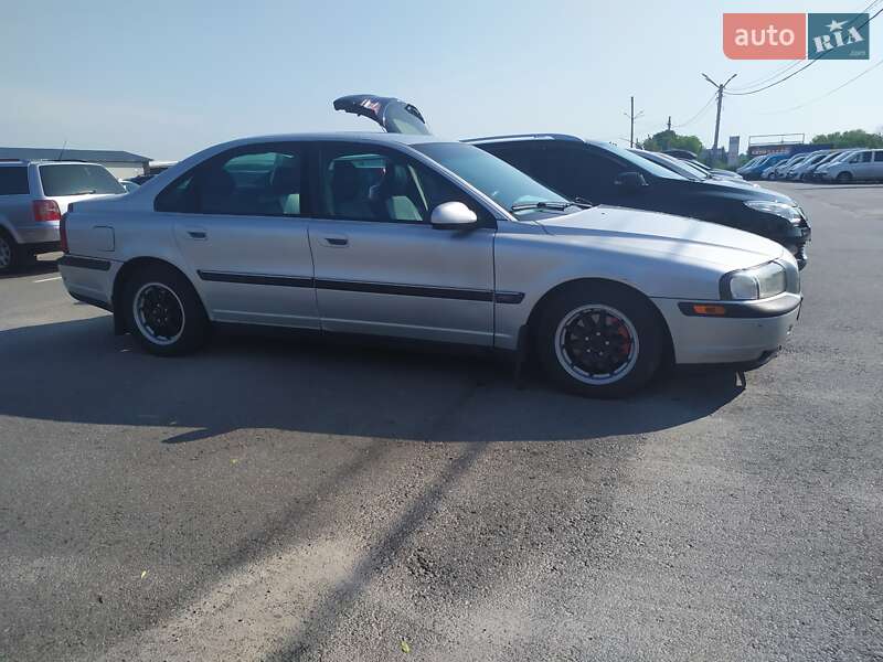 Volvo S80 (1999)