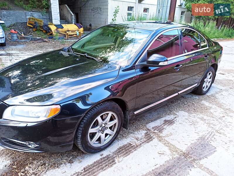 Volvo S80 (2010)