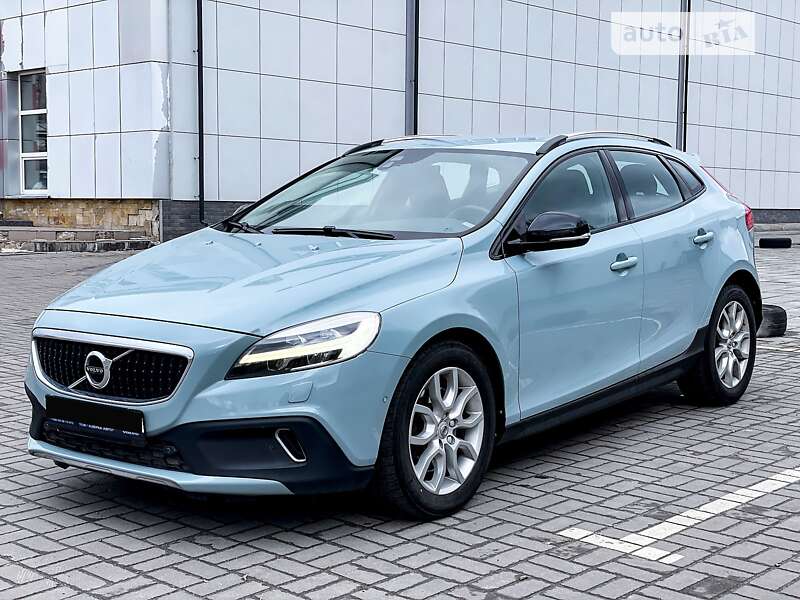 Volvo V40cc (2016)