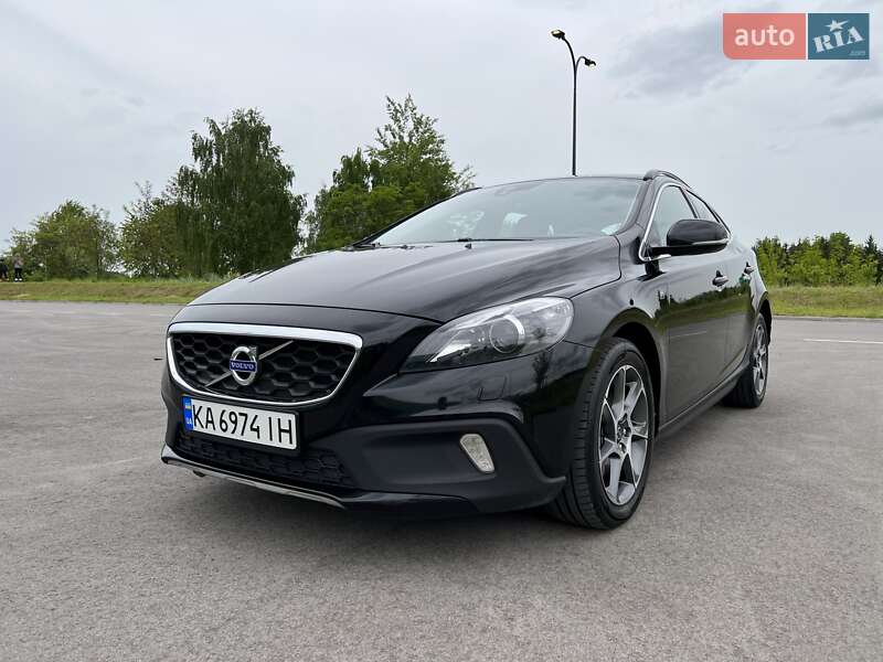 Volvo V40 cross country (2016)