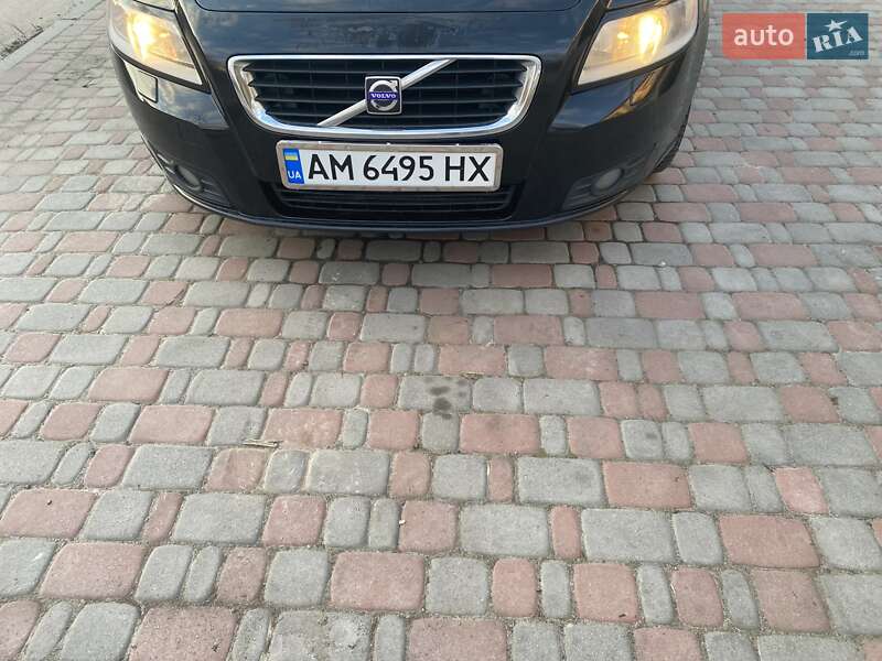 Volvo V50 (2008)