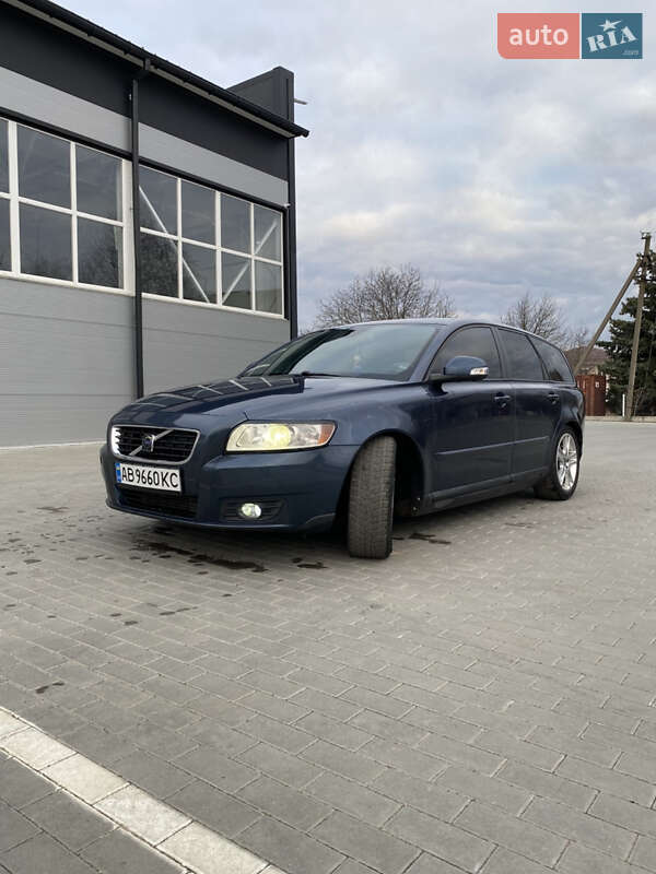 Volvo V50 (2010)