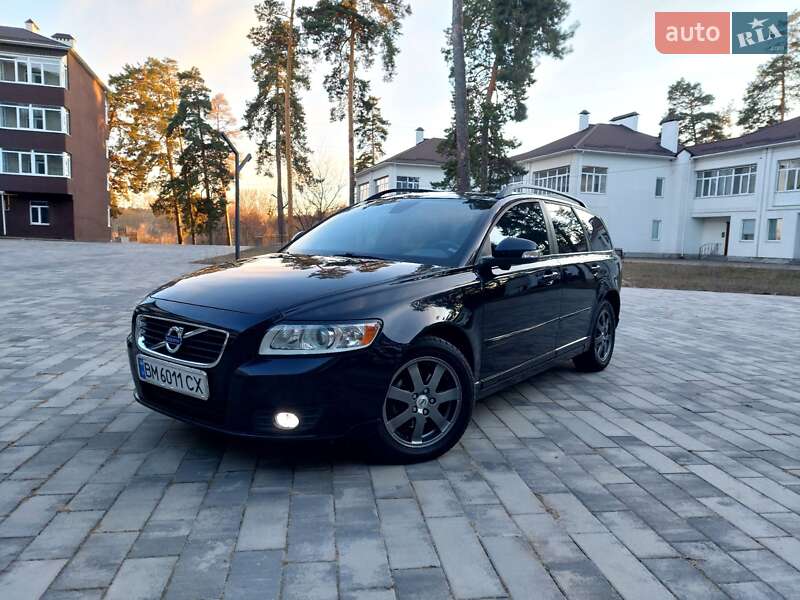 Volvo V50 (2010)