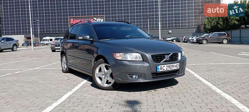 Volvo V50 (2007)