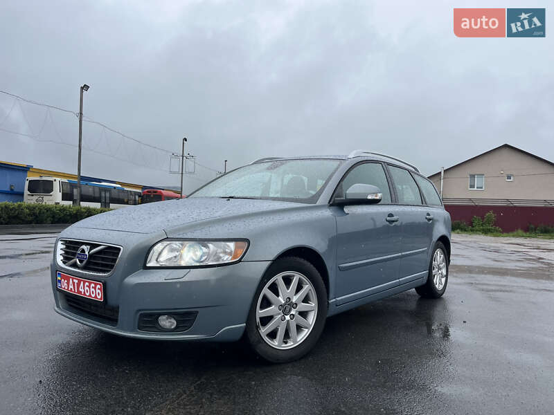 Volvo V50 (2012)