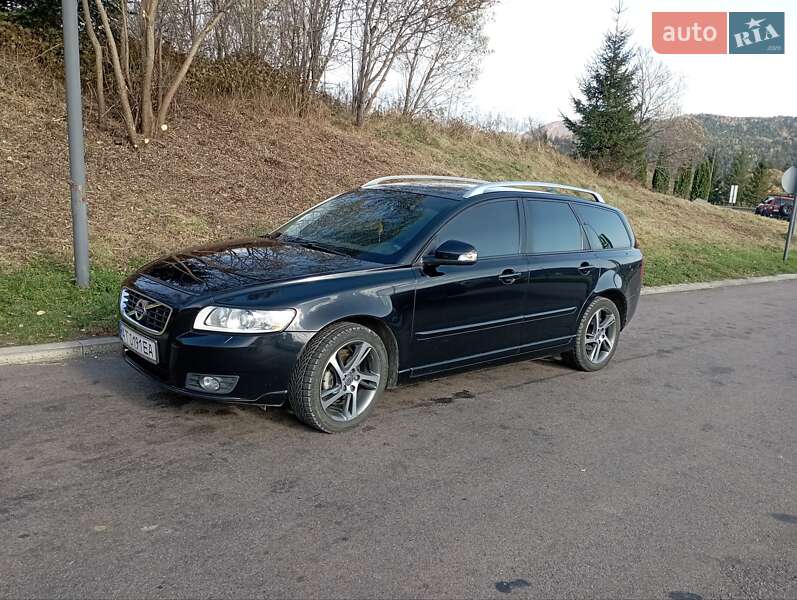 Volvo V50 (2011)