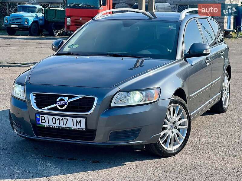 Volvo V50 (2011)