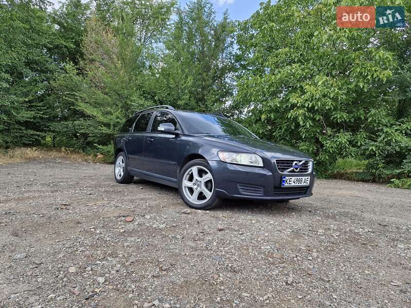 Volvo V50 (2009)