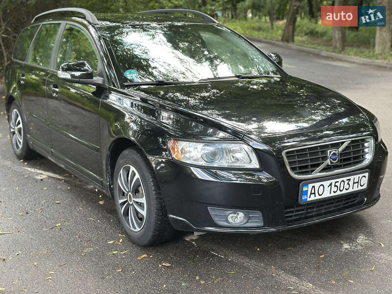 Volvo V50 (2010)