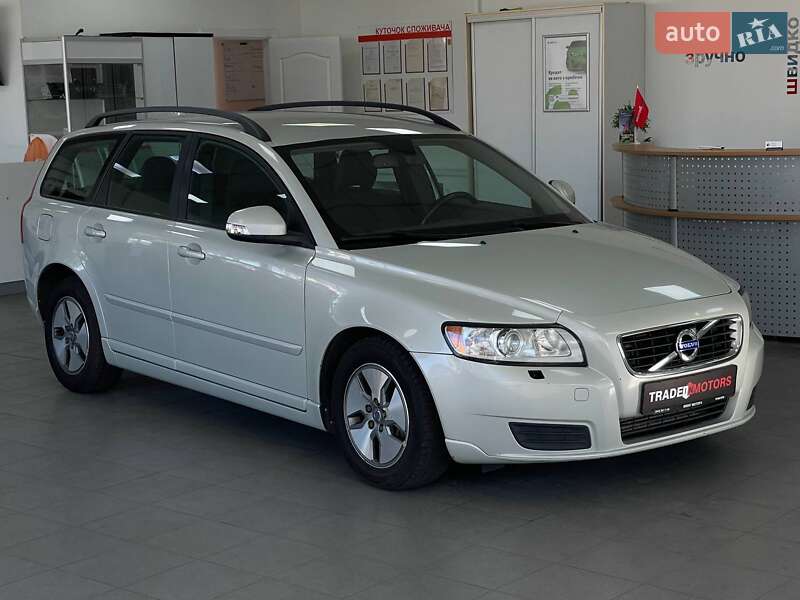 Volvo V50 (2010)