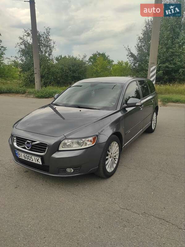 Volvo V50 (2011)