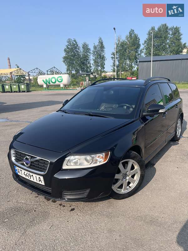 Volvo V50 (2011)