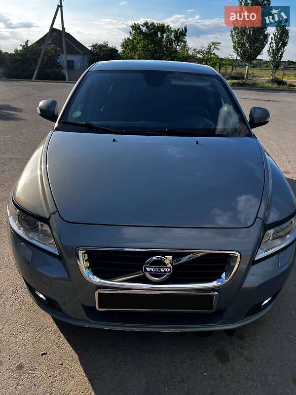 Volvo V50 (2011)