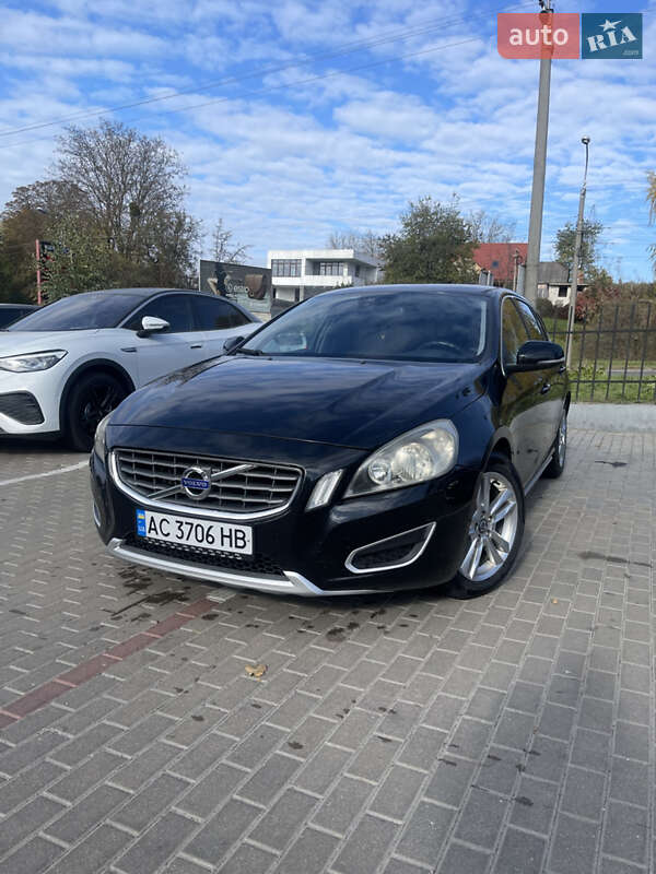 Volvo V60 (2010)