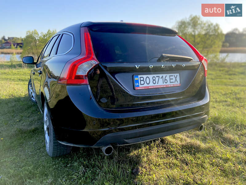 Volvo V60 (2011)