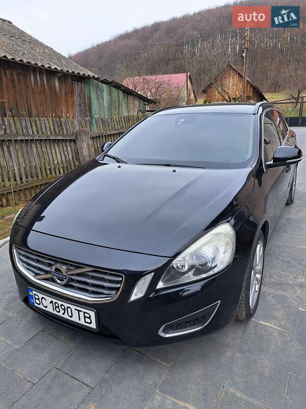 Volvo V60 (2012)