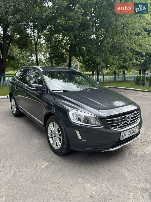 Volvo Xc60 (2015)