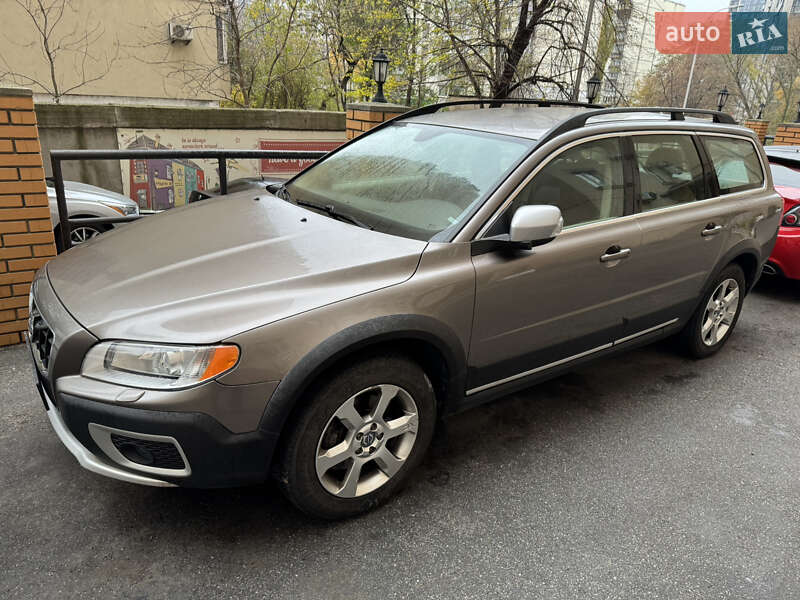 Volvo Xc70 (2011)