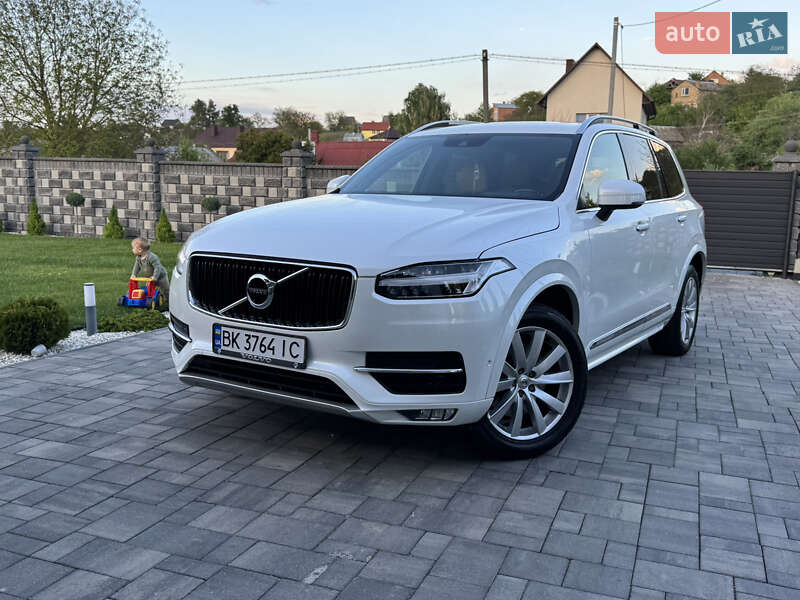 Volvo Xc90 (2015)