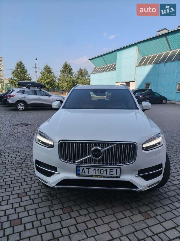 Volvo Xc90 (2017)