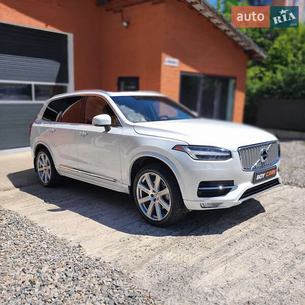 Volvo Xc90 (2017)