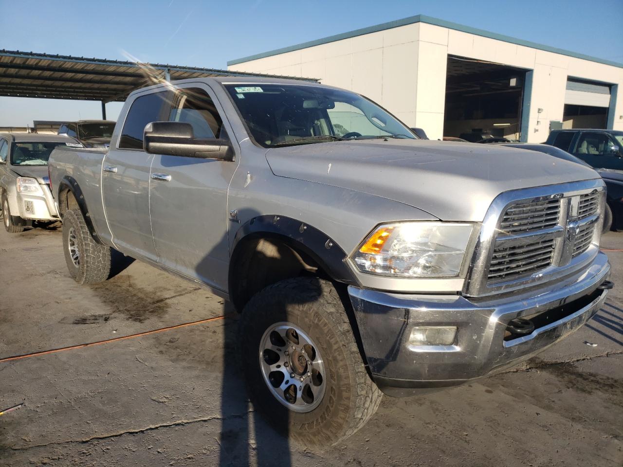 Dodge Ram 2500 s (2012)