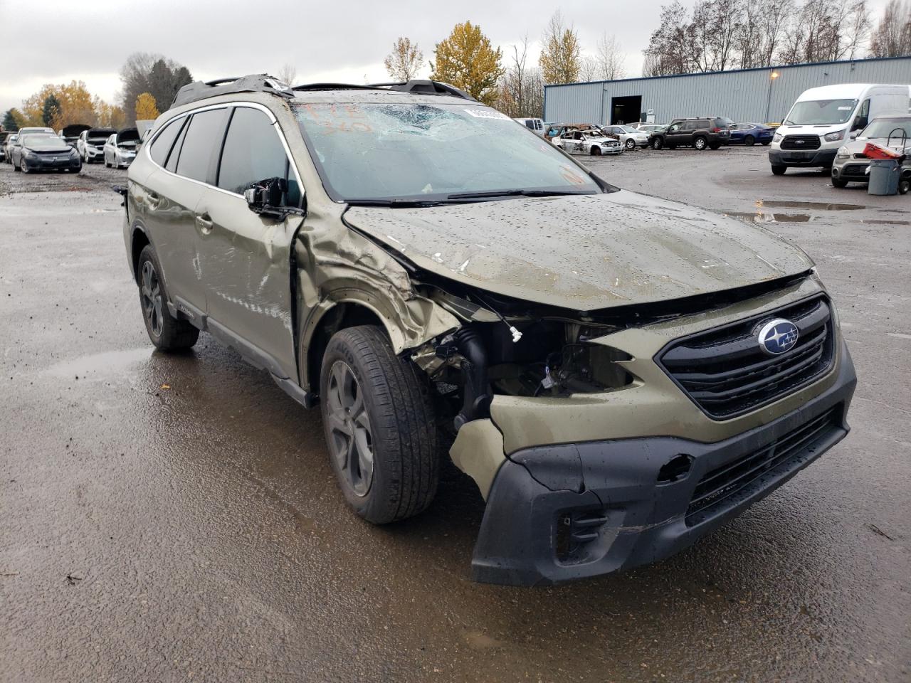 Subaru Outback on (2021)