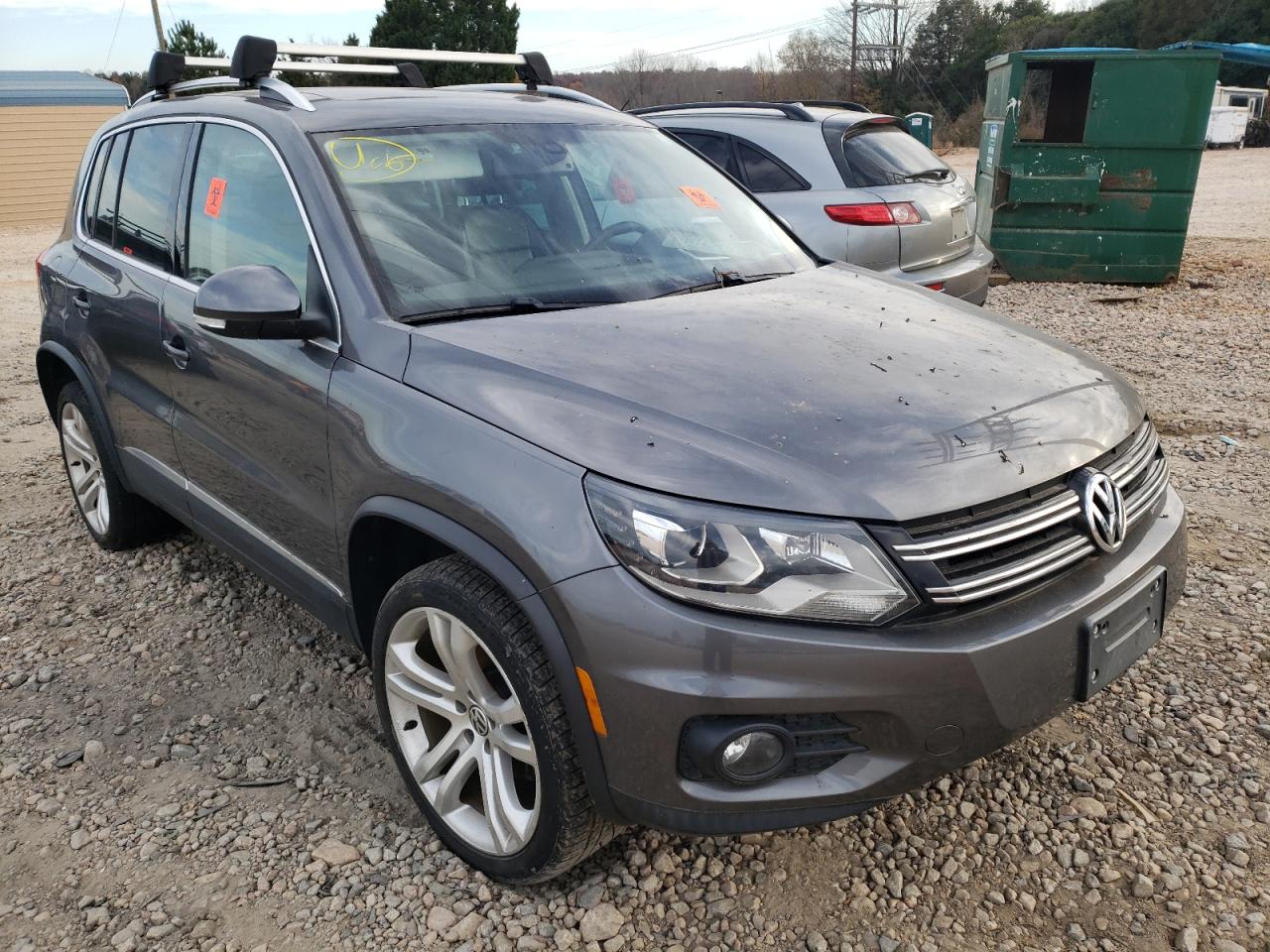 Volkswagen Tiguan s (2012)