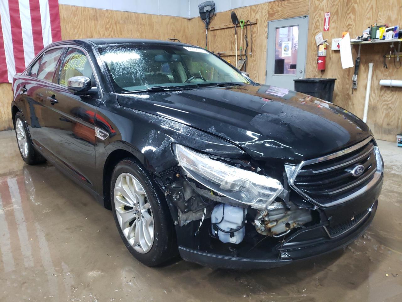 Ford Taurus lim (2013)