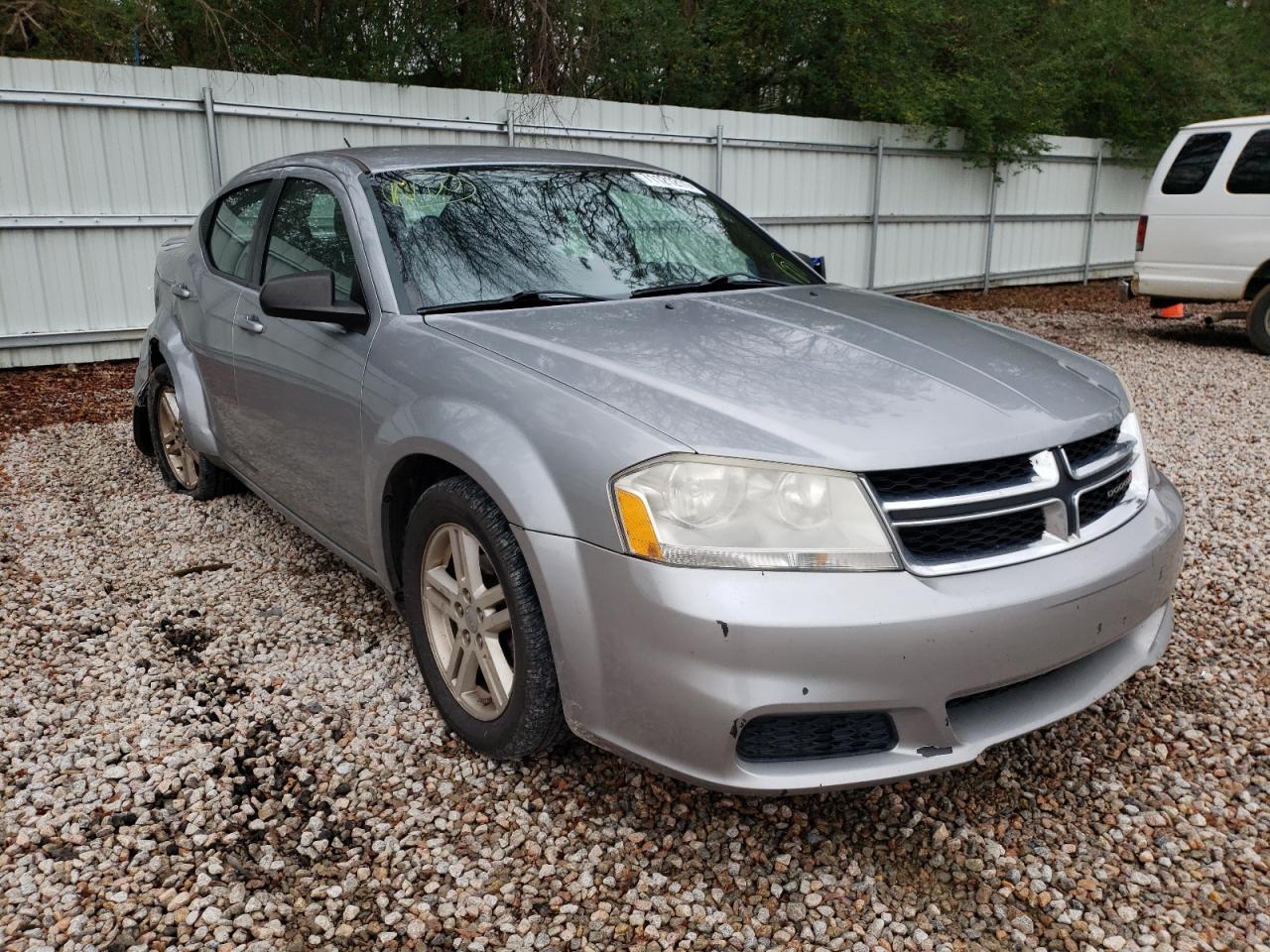 Dodge Avenger se (2014)