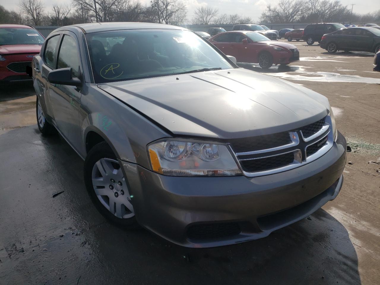 Dodge Avenger se (2013)