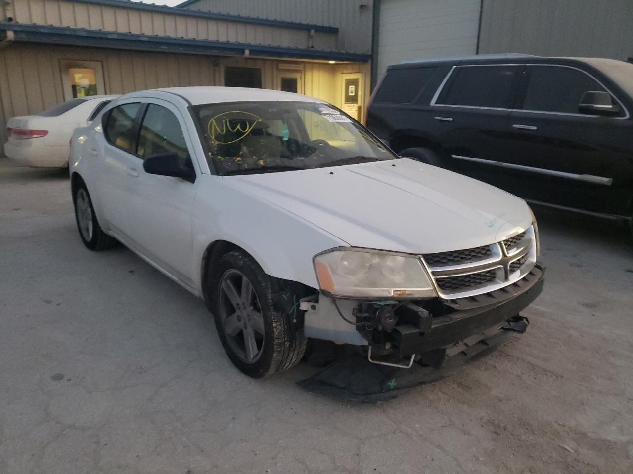 Dodge Avenger se (2013)