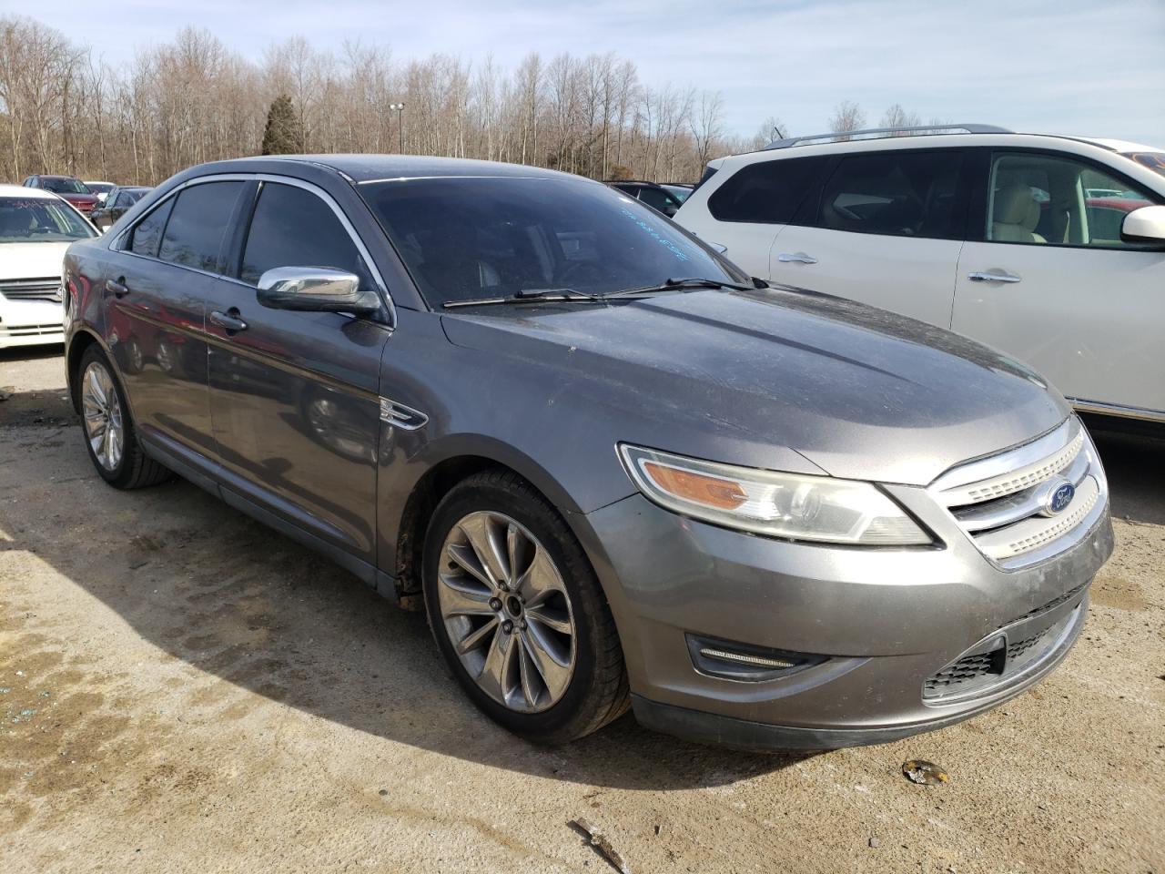 Ford Taurus lim (2011)