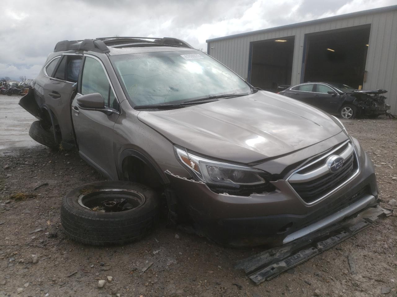 Subaru Outback li (2021)
