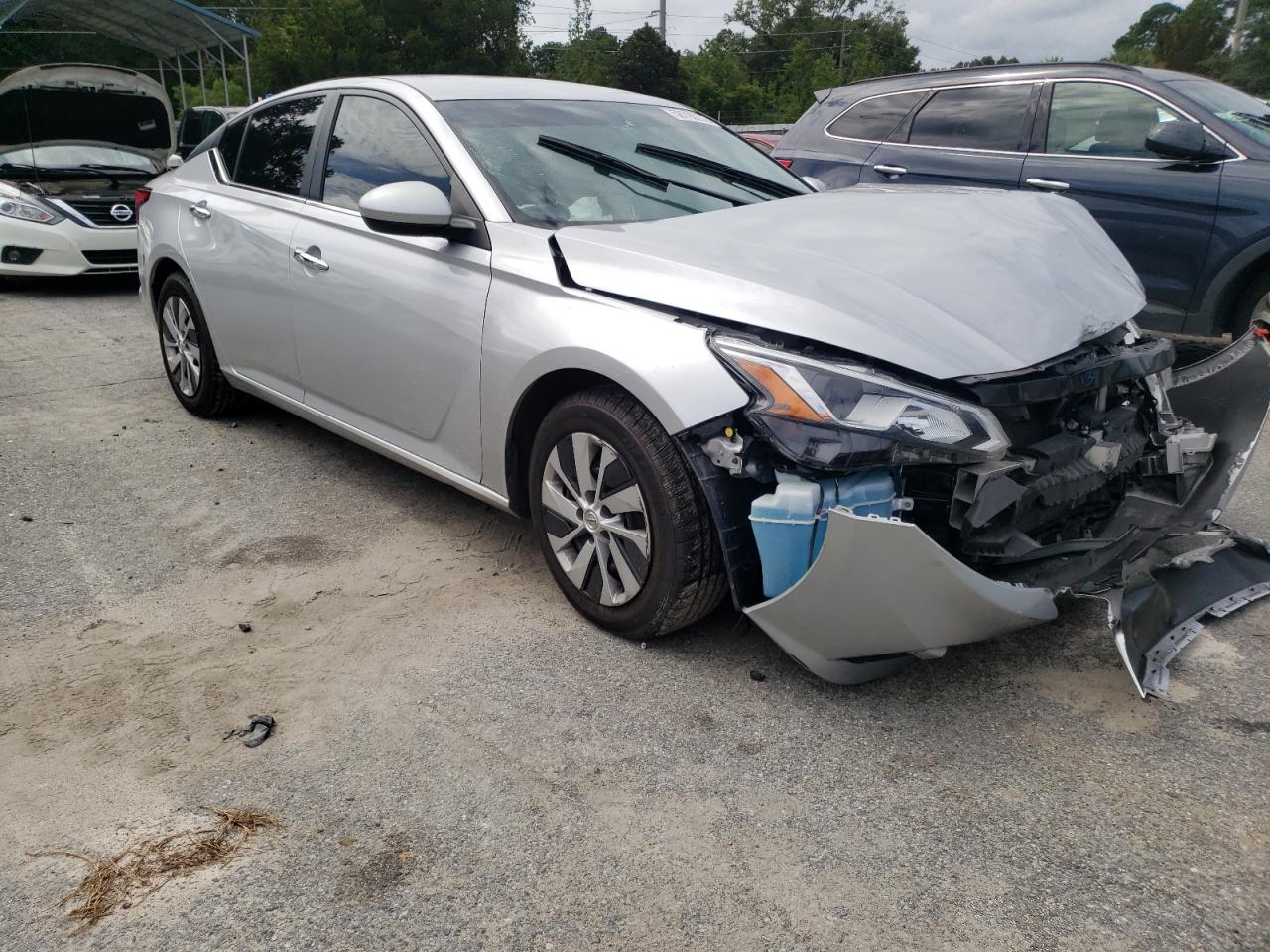 Nissan Altima s (2020)