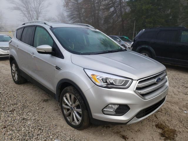 Ford Escape tit (2017)