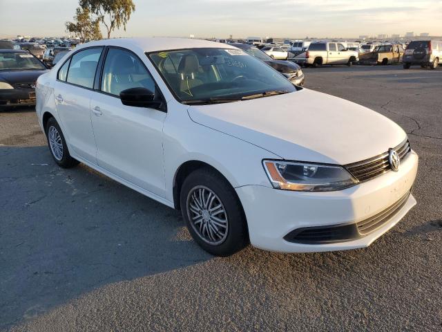 Volkswagen Jetta base (2014)