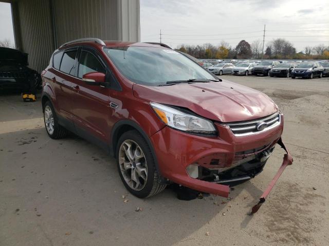 Ford Escape tit (2016)