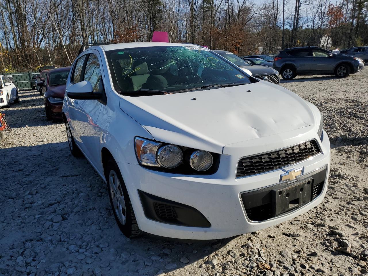 Chevrolet Sonic ls (2014)
