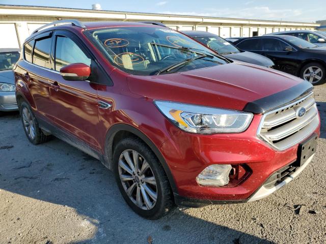 Ford Escape tit (2017)