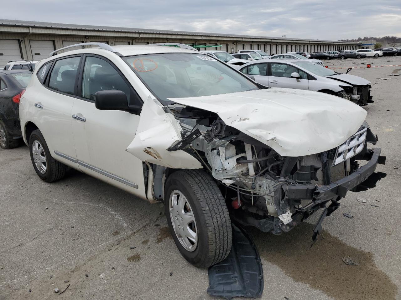 Nissan Rogue sele (2015)