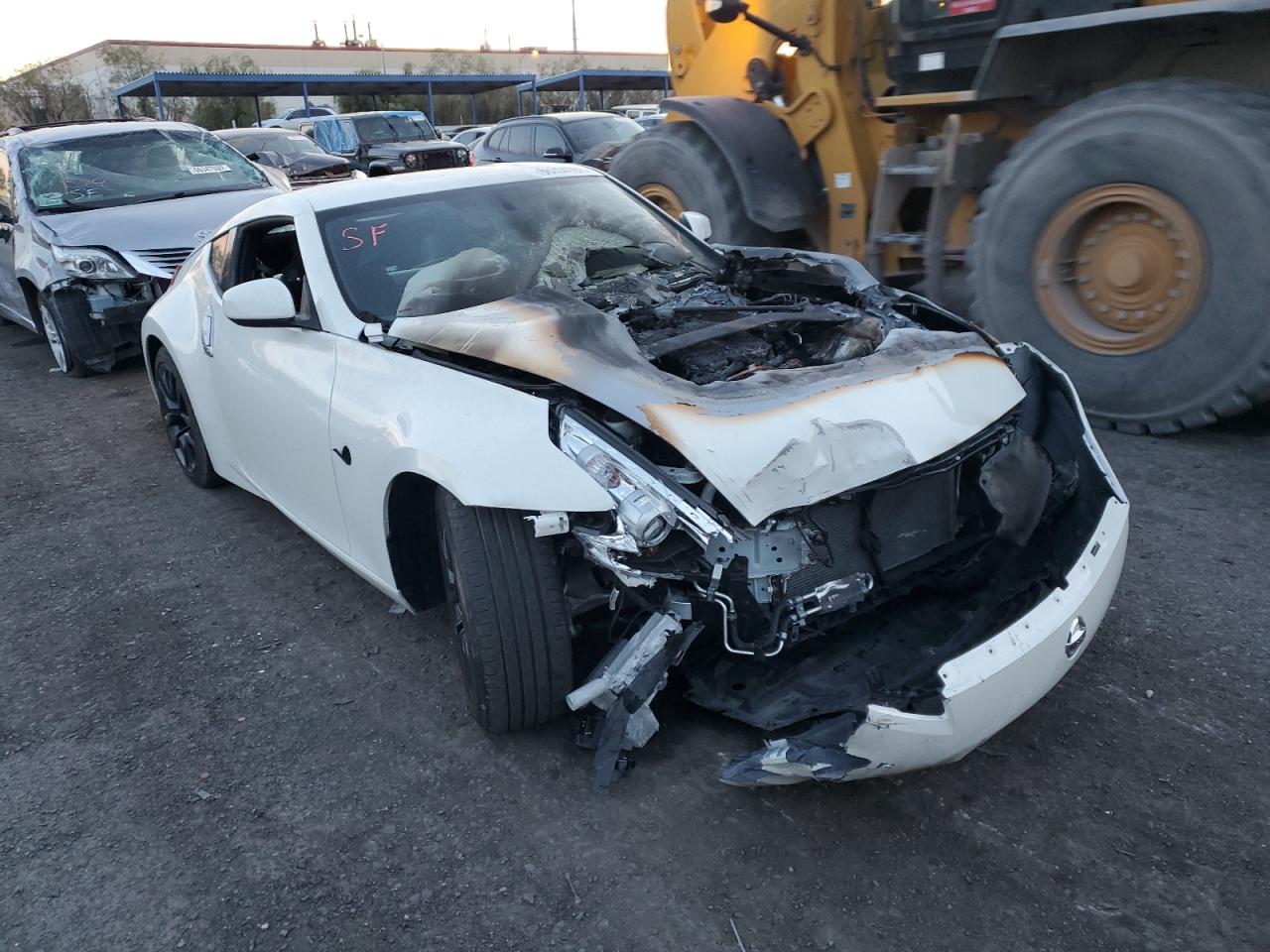Nissan 370z base (2016)