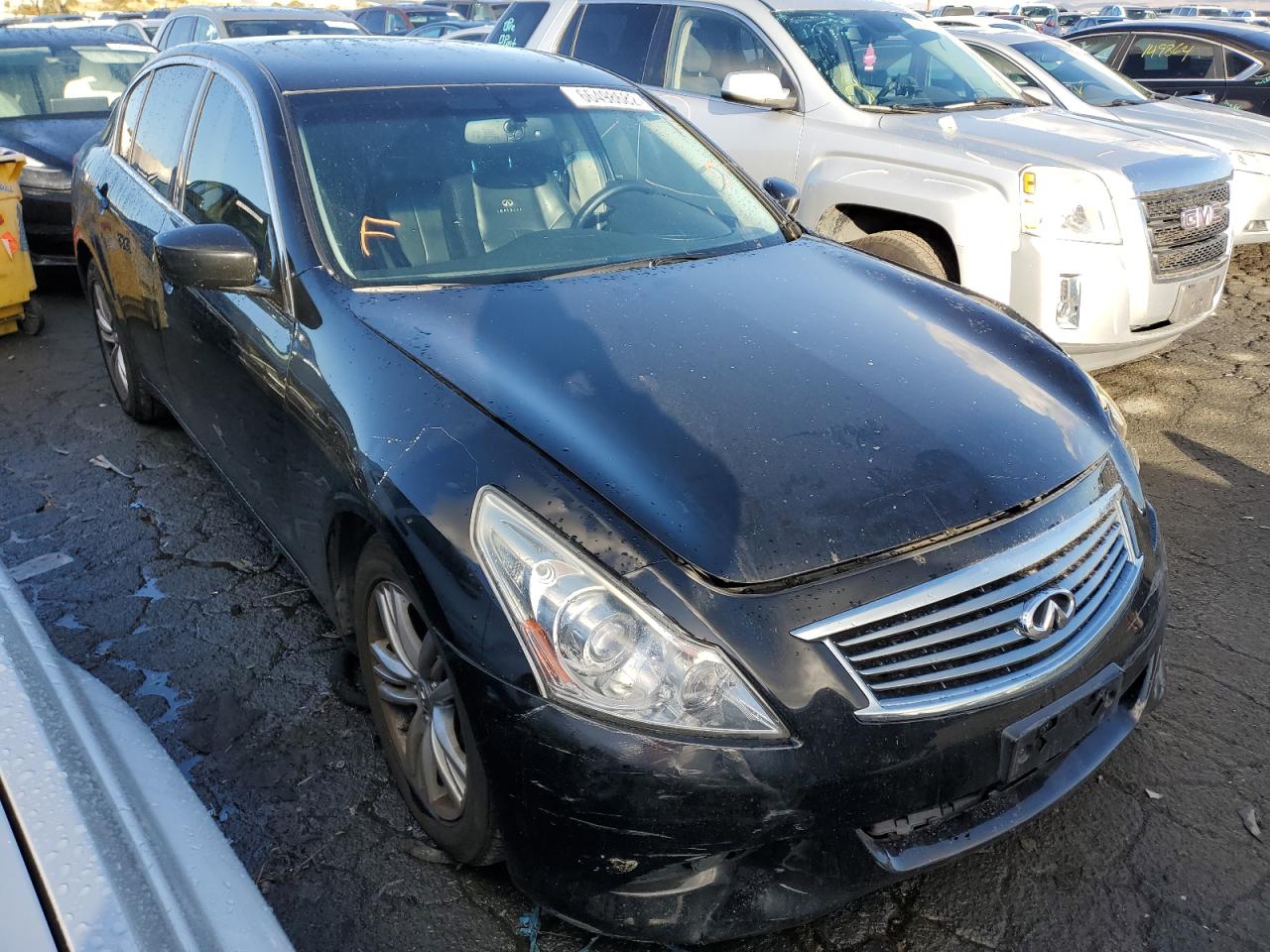 Infiniti G37 base (2013)