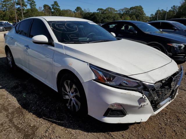 Nissan Altima s (2020)