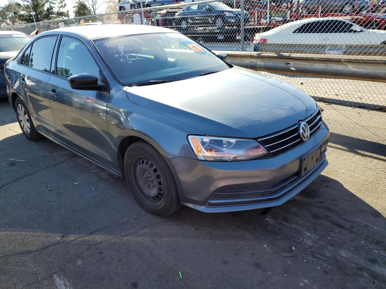 Volkswagen Jetta s (2016)