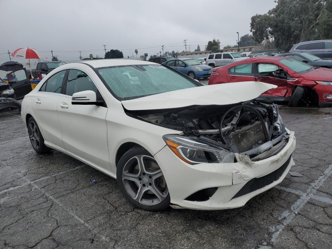 Mercedes-benz Cla 250 (2014)