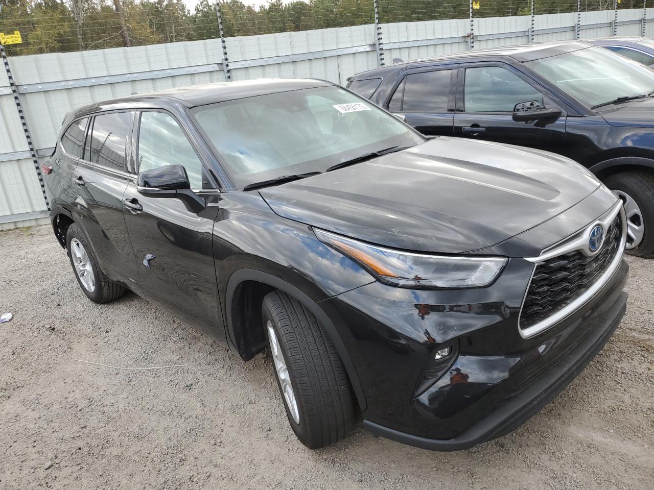 Toyota Highlander (2022)