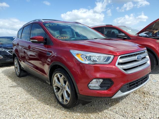 Ford Escape tit (2017)