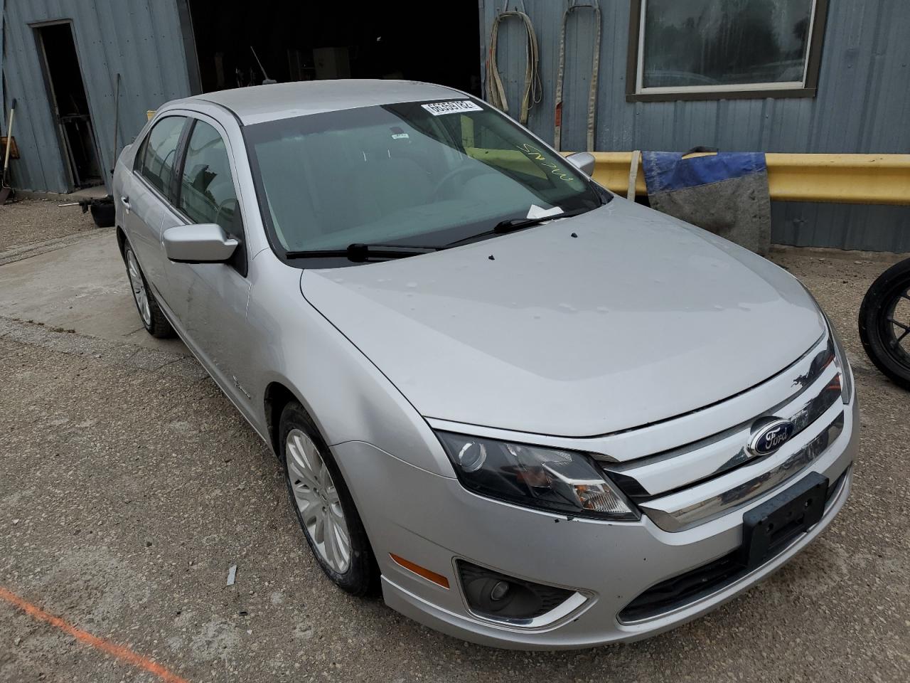 Ford Fusion hyb (2012)